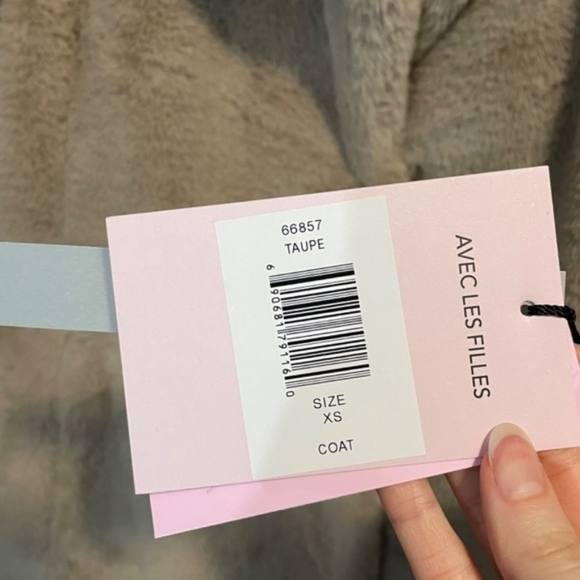 New Avec Les Filles Faux Fur Knee Length Taupe Coat XS - Picture 6 of 7